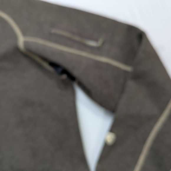 Sold - Picture 2 of 11